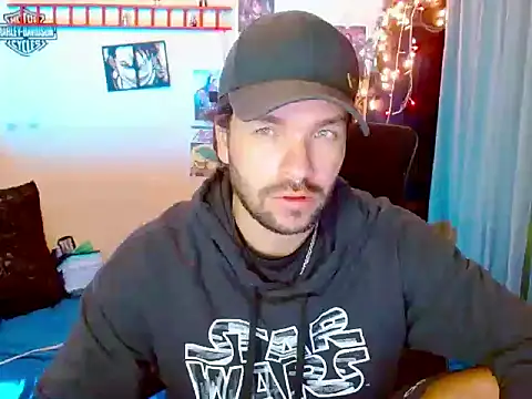 cortelioni massimo  online show from 12/16/25, 12:26