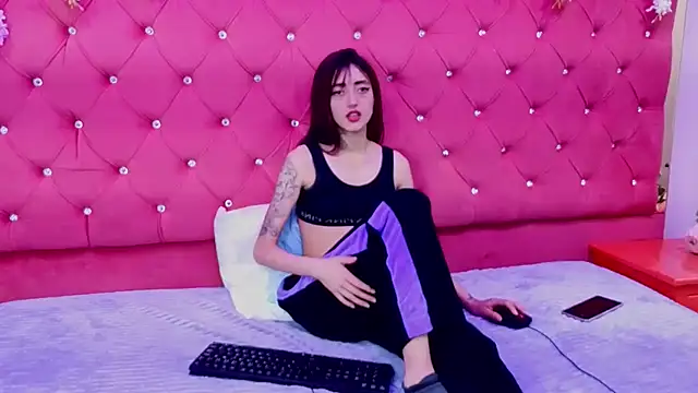  Maleja 19  online show from 02/12/26, 03:45