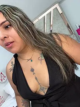 ashley-swift- online show from 03/22/26, 01:14