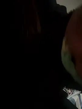 crhong666 online show from 01/17/26, 12:48