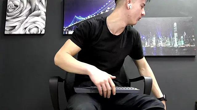 SirReed online show from 12/17/25, 09:59