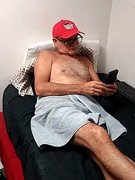 pareja-40-20 online show from 03/06/26, 06:37