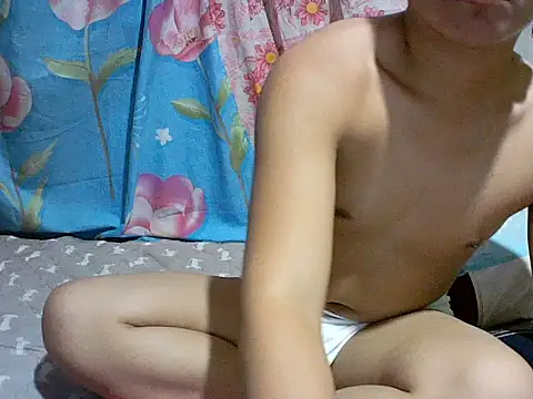 alhex gay26 online show from 09/28/25, 12:43