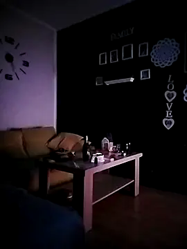 Snapshot of Fredry111 chatting on 10/10/25, 10:31 Fredry111 online show from 10/10/25, 10:31