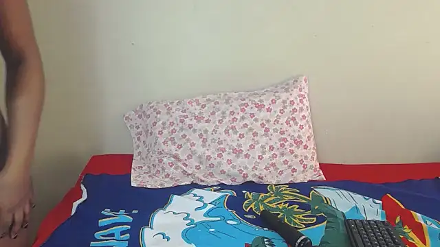 Snapshot of Blackberry96_ chatting on 09/16/25, 07:53 Blackberry96 online show from 09/16/25, 07:53