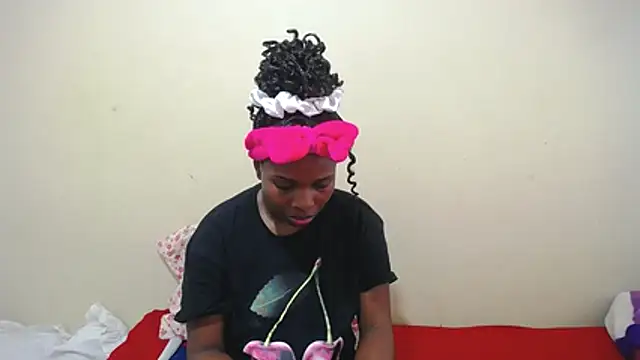 Snapshot of Blackberry96_ chatting on 11/22/25, 04:11 Blackberry96 online show from 11/22/25, 04:11