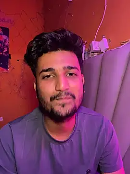 Snapshot of the_Shinchan@xh chatting on 12/01/25, 05:18 the Shinchanxh online show from 12/01/25, 05:18