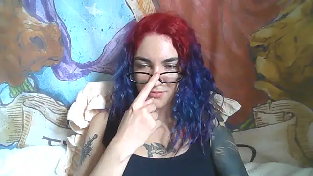 peetitefairy online show from 12/21/25, 01:51