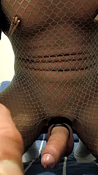 Snapshot of HandSom3Guy chatting on 11/02/25, 09:22 HandSom3Guy online show from 11/02/25, 09:22