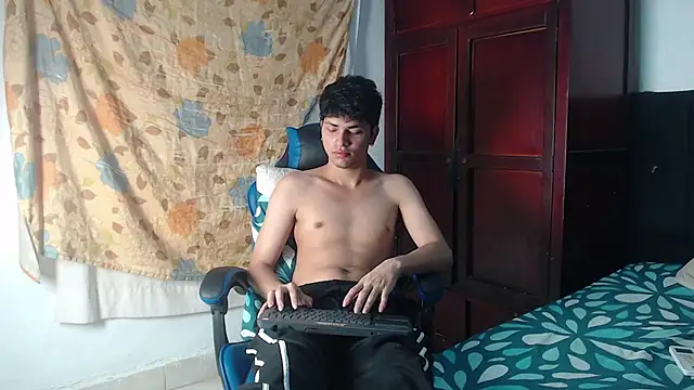 alice julls online show from 05/29/26, 05:33