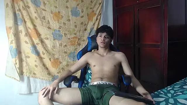 alice julls online show from 05/30/26, 05:43