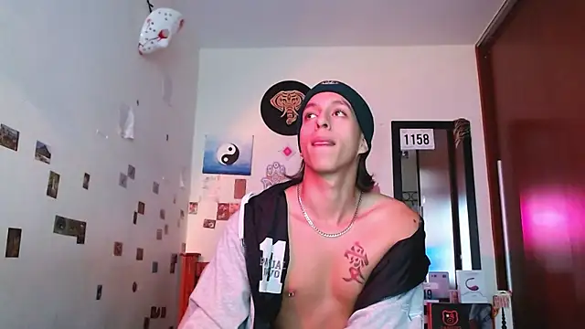 DannyPhantom555 online show from 12/20/25, 07:32