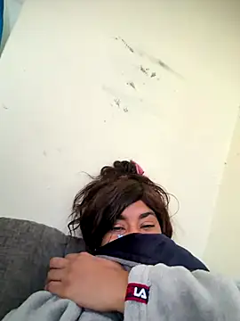 LuckyKhloe online show from 10/15/25, 11:10