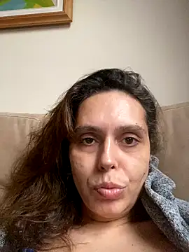 Snapshot of SashaMuller89 chatting on 12/19/25, 08:38 SashaMuller89 online show from 12/19/25, 08:38