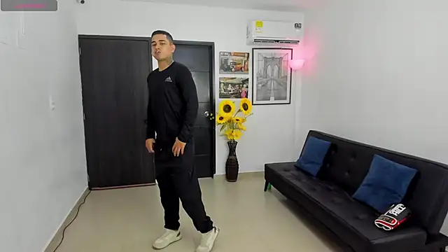 Playhardsex  online show from 03/27/26, 11:04