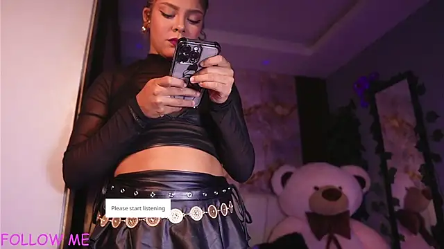 hannachris- online show from 04/26/26, 02:09