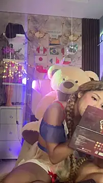 hannachris- online show from 06/20/26, 12:58