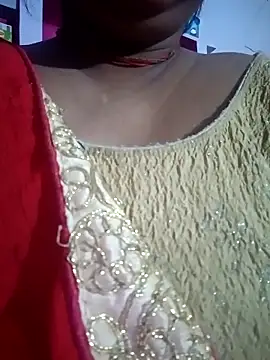 Snapshot of Aruhi_hot chatting on 10/23/25, 11:14 Aruhi hot online show from 10/23/25, 11:14