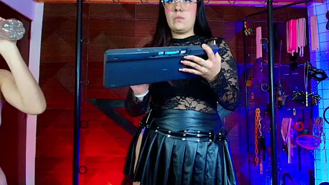 Misstresss aurora bdsm online show from 07/07/26, 02:10