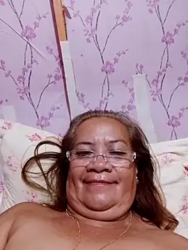 vickyhot1966 online show from 12/16/25, 07:41