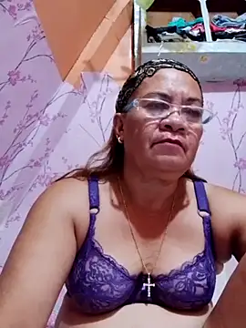 vickyhot1966 online show from 12/21/25, 08:49