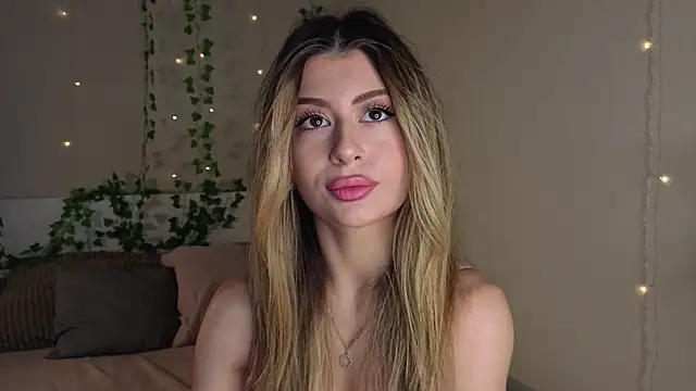 GeorginaHarn online show from 11/02/25, 08:06