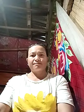 Snapshot of Love-Mama33 chatting on 09/09/25, 03:17 Love-Mama33 online show from 09/09/25, 03:17