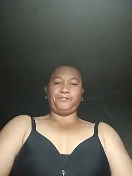 Snapshot of Love-Mama33 chatting on 10/04/25, 12:14 Love-Mama33 online show from 10/04/25, 12:14