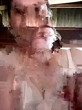 Snapshot of Love-Mama33 chatting on 10/09/25, 03:48 Love-Mama33 online show from 10/09/25, 03:48