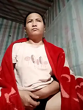 Snapshot of Love-Mama33 chatting on 11/18/25, 11:26 Love-Mama33 online show from 11/18/25, 11:26