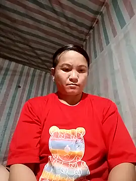 Snapshot of Love-Mama33 chatting on 11/20/25, 01:44 Love-Mama33 online show from 11/20/25, 01:44