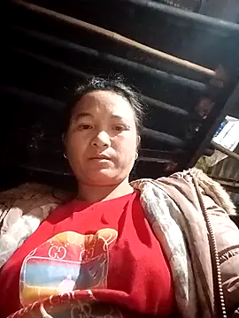 Snapshot of Love-Mama33 chatting on 11/28/25, 11:13 Love-Mama33 online show from 11/28/25, 11:13