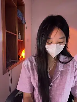 Snapshot of chuppy03 chatting on 09/18/25, 02:52 chuppy03 online show from 09/18/25, 02:52