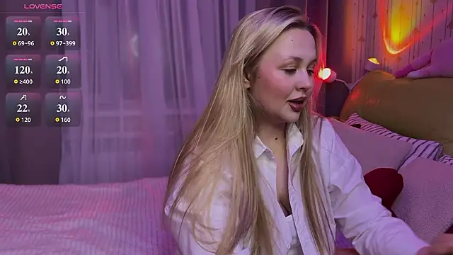 Estella Elwood online show from 02/12/26, 03:40