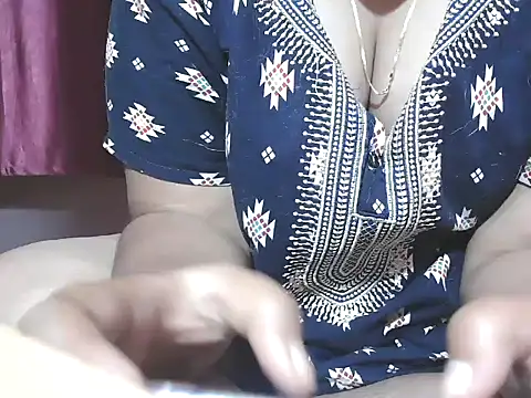 Savitabhabhii  online show from 10/18/25, 05:25