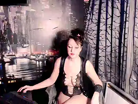 Snapshot of AMOURSWEET2025 chatting on 11/27/25, 01:13 AMOURSWEET2025 online show from 11/27/25, 01:13