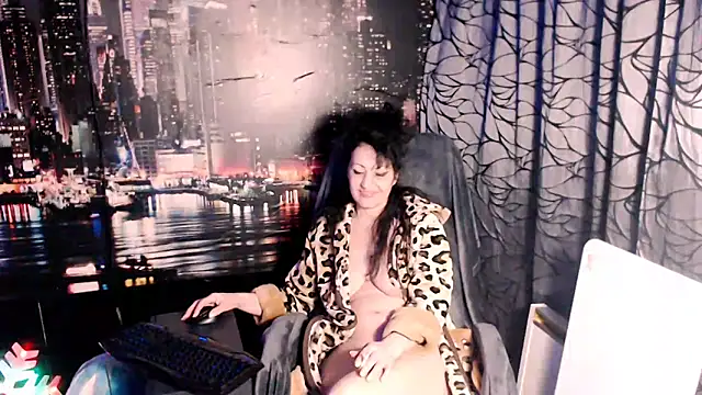 AMOURSWEET2025 online show from 02/06/26, 08:34