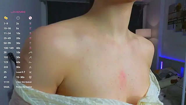 MimiLolll online show from 02/08/26, 05:38