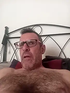 gigolobcn online show from 04/15/26, 01:18