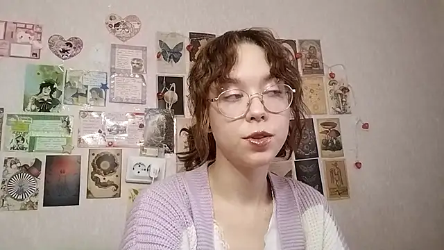 Snapshot of Ieadership chatting on 09/29/25, 01:16 Ieadership online show from 09/29/25, 01:16