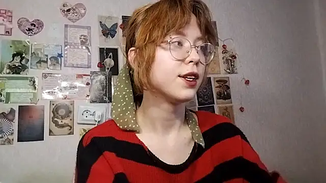 Snapshot of Ieadership chatting on 10/11/25, 12:15 Ieadership online show from 10/11/25, 12:15