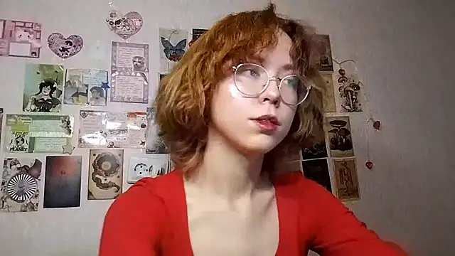 Snapshot of Ieadership chatting on 10/21/25, 01:12 Ieadership online show from 10/21/25, 01:12