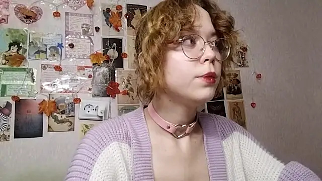 Snapshot of Ieadership chatting on 11/06/25, 02:07 Ieadership online show from 11/06/25, 02:07