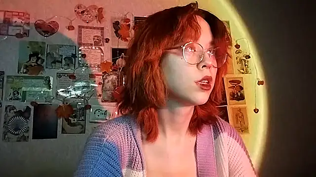 Snapshot of Ieadership chatting on 11/25/25, 02:06 Ieadership online show from 11/25/25, 02:06