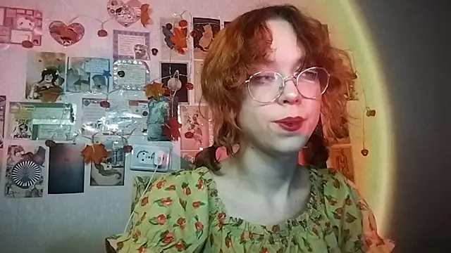 Snapshot of Ieadership chatting on 12/04/25, 01:09 Ieadership online show from 12/04/25, 01:09