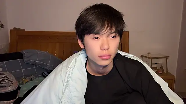 Snapshot of w5206t chatting on 10/23/25, 12:37 w5206t online show from 10/23/25, 12:37