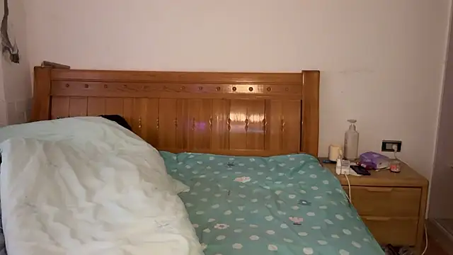 Snapshot of w5206t chatting on 10/29/25, 07:32 w5206t online show from 10/29/25, 07:32