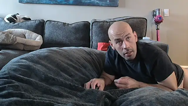 Snapshot of LeeCox chatting on 02/06/25, 12:22 LeeCox online show from 02/06/25, 12:22