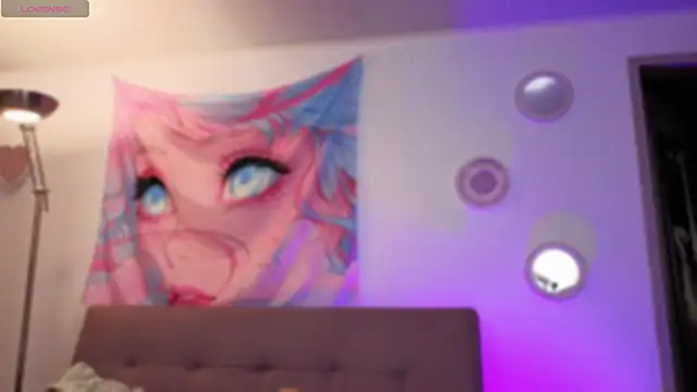 colette e online show from 09/19/25, 04:25