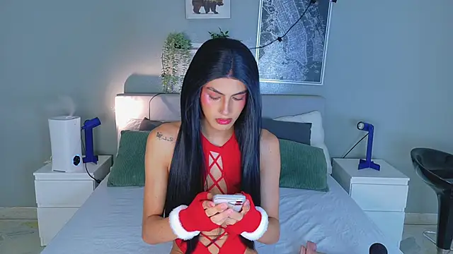 Nickifox   online show from 12/18/25, 07:31